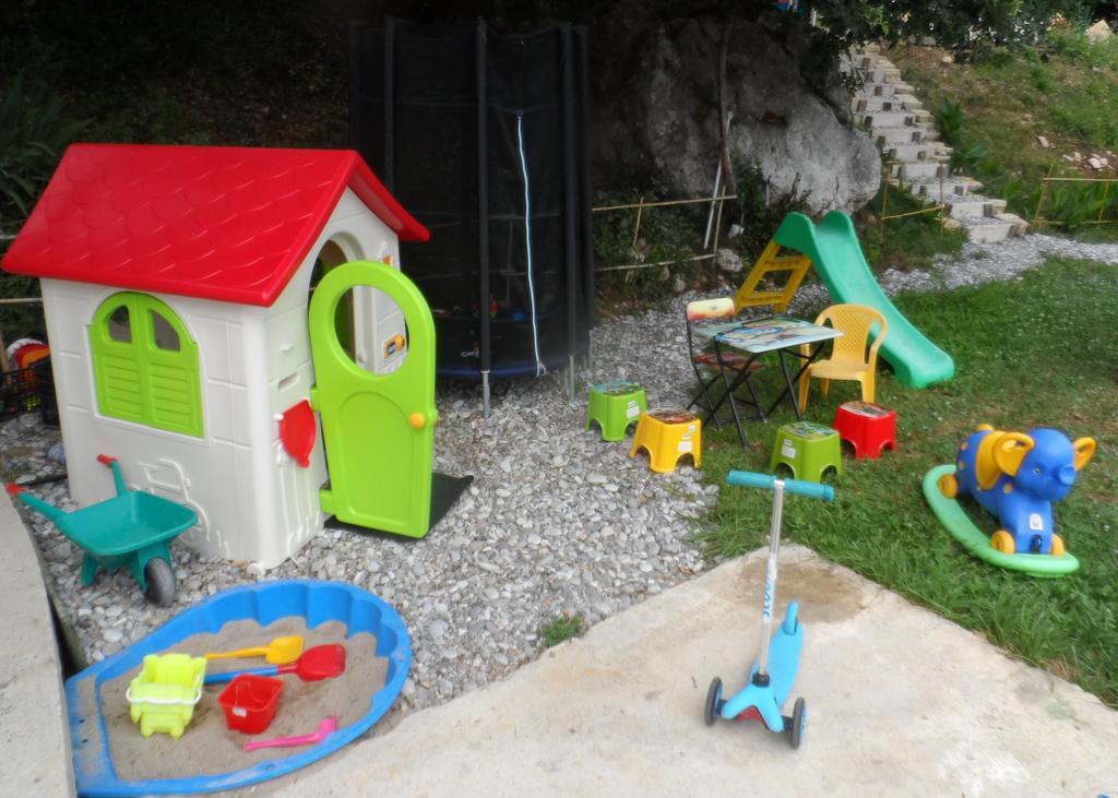 Pataki Guesthouse Petrovac Exterior photo