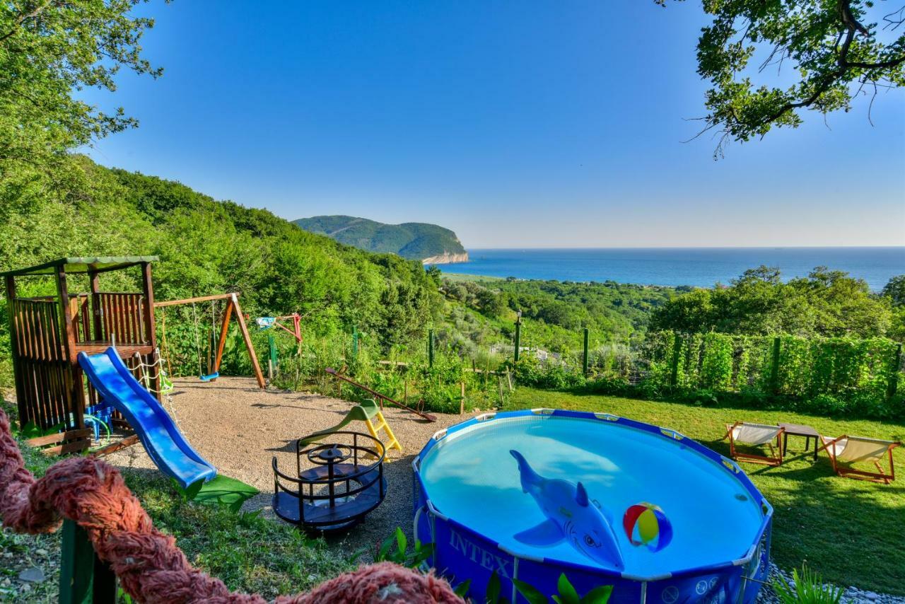 Pataki Guesthouse Petrovac Exterior photo