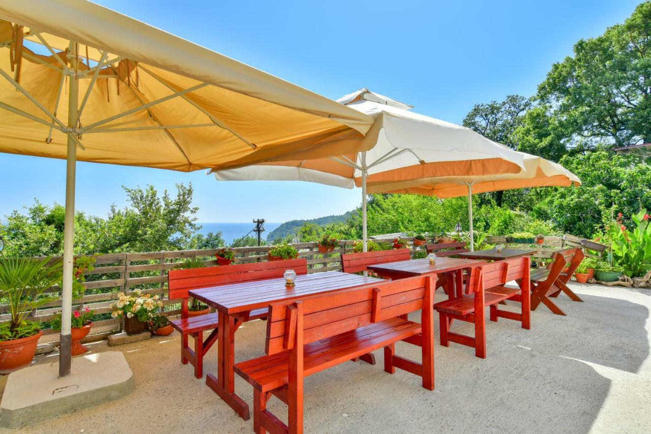Pataki Guesthouse Petrovac Exterior photo